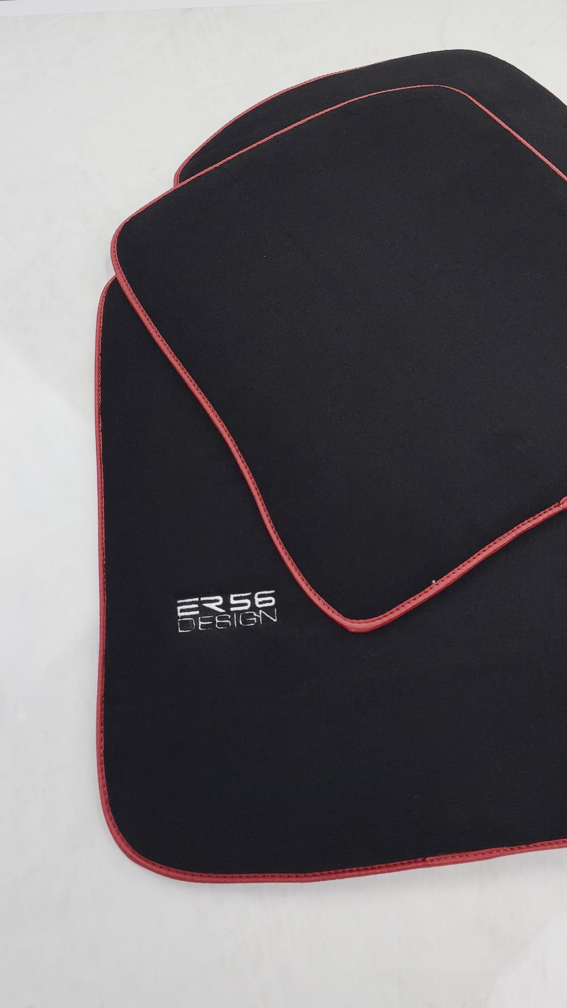 Tapis de voiture noirs pour Toyota Corolla E11 (1997-2001) Design ER56 - ER56 Design