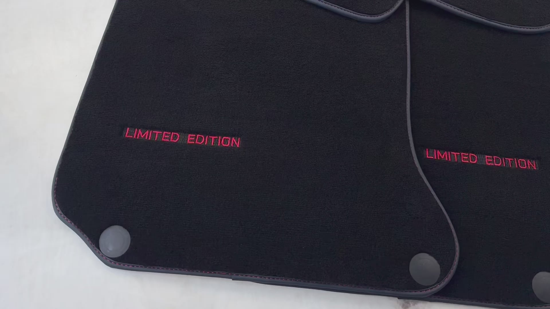 Tapis de voiture noirs pour Mercedes Benz GLS-Class X167 Maybach (2020-2023) | Édition limitée - AutoWin