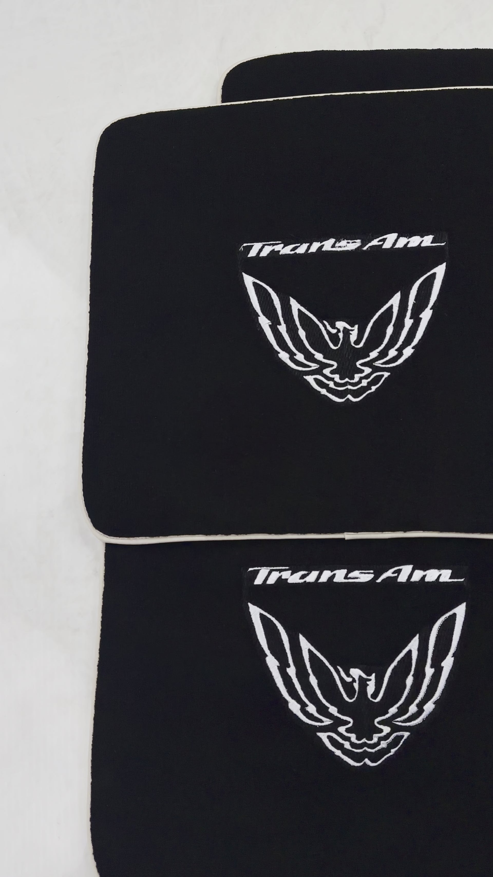 Tapis de voiture noirs avec bord beige pour Pontiac Première génération FireBird (1967-1969) Trans Am - AutoWin