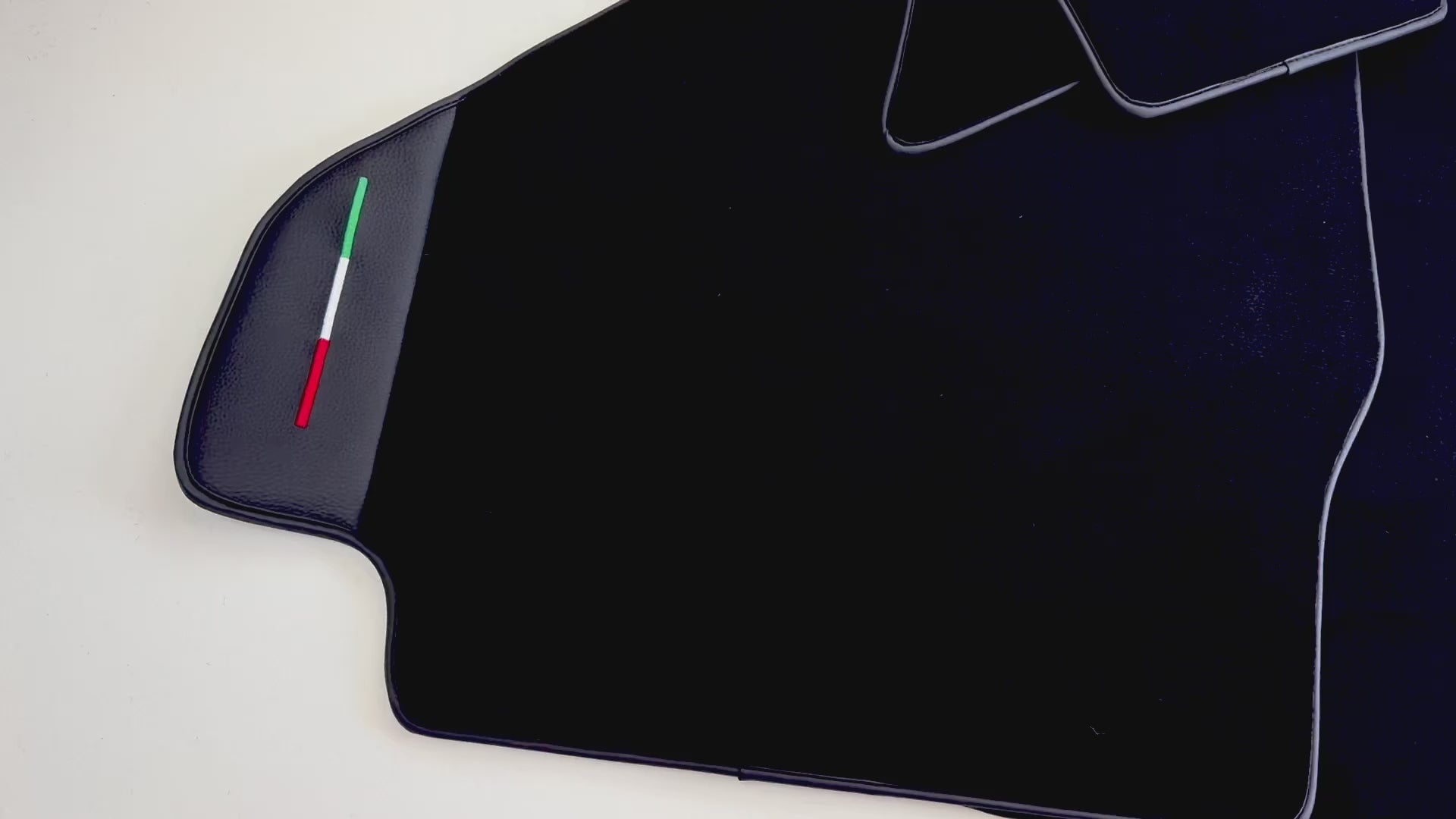 Tapis de voiture noirs pour Ferrari 512 TR 1992-1994 avec cuir | Édition italienne - AutoWin.EU