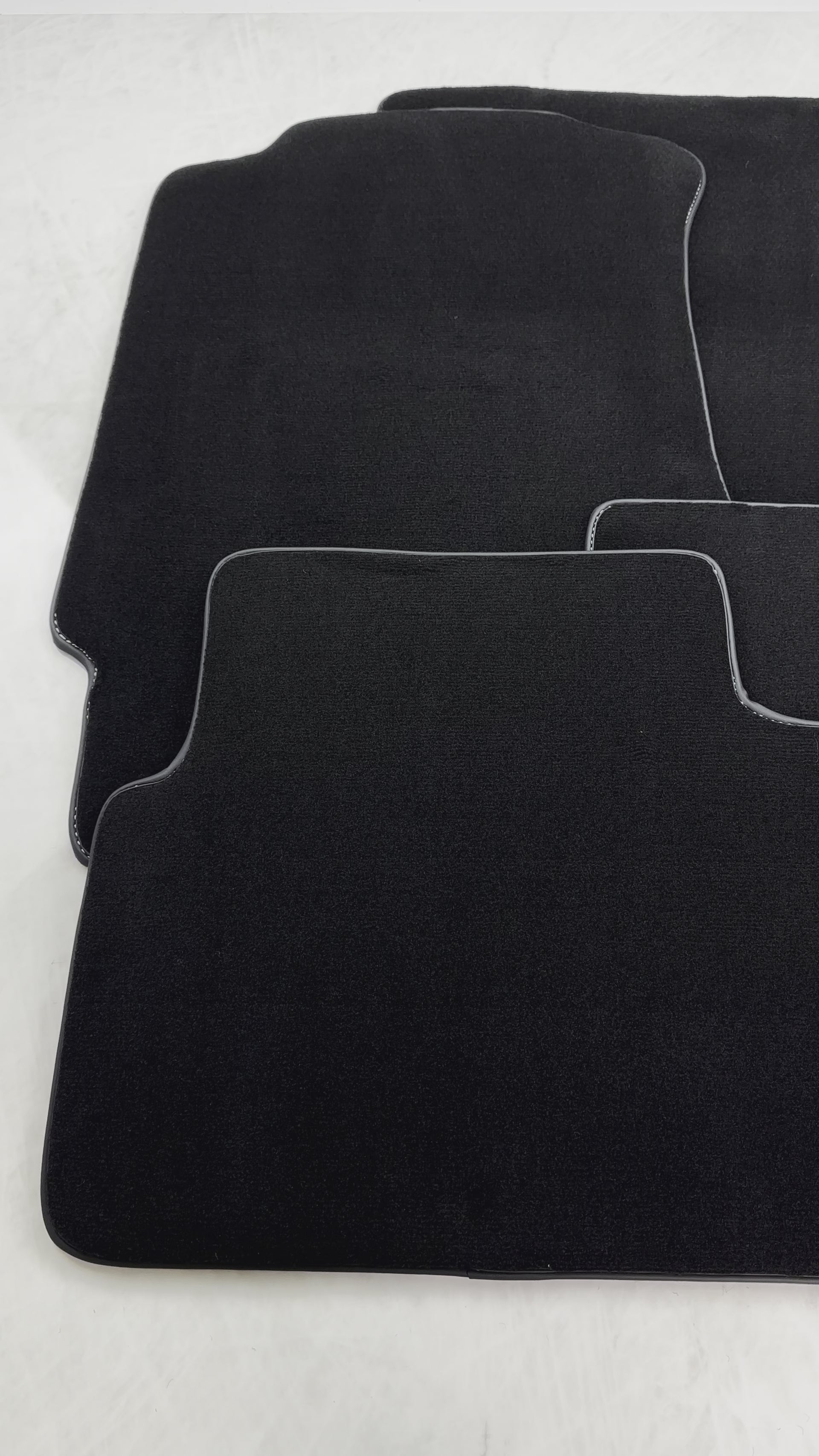 Tapis de voiture noir pour Honda Civic V (1991-1995) - AutoWin