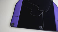 Tapis de voiture noirs pour Porsche 996 (1998-2004) en cuir violet | Design ER56