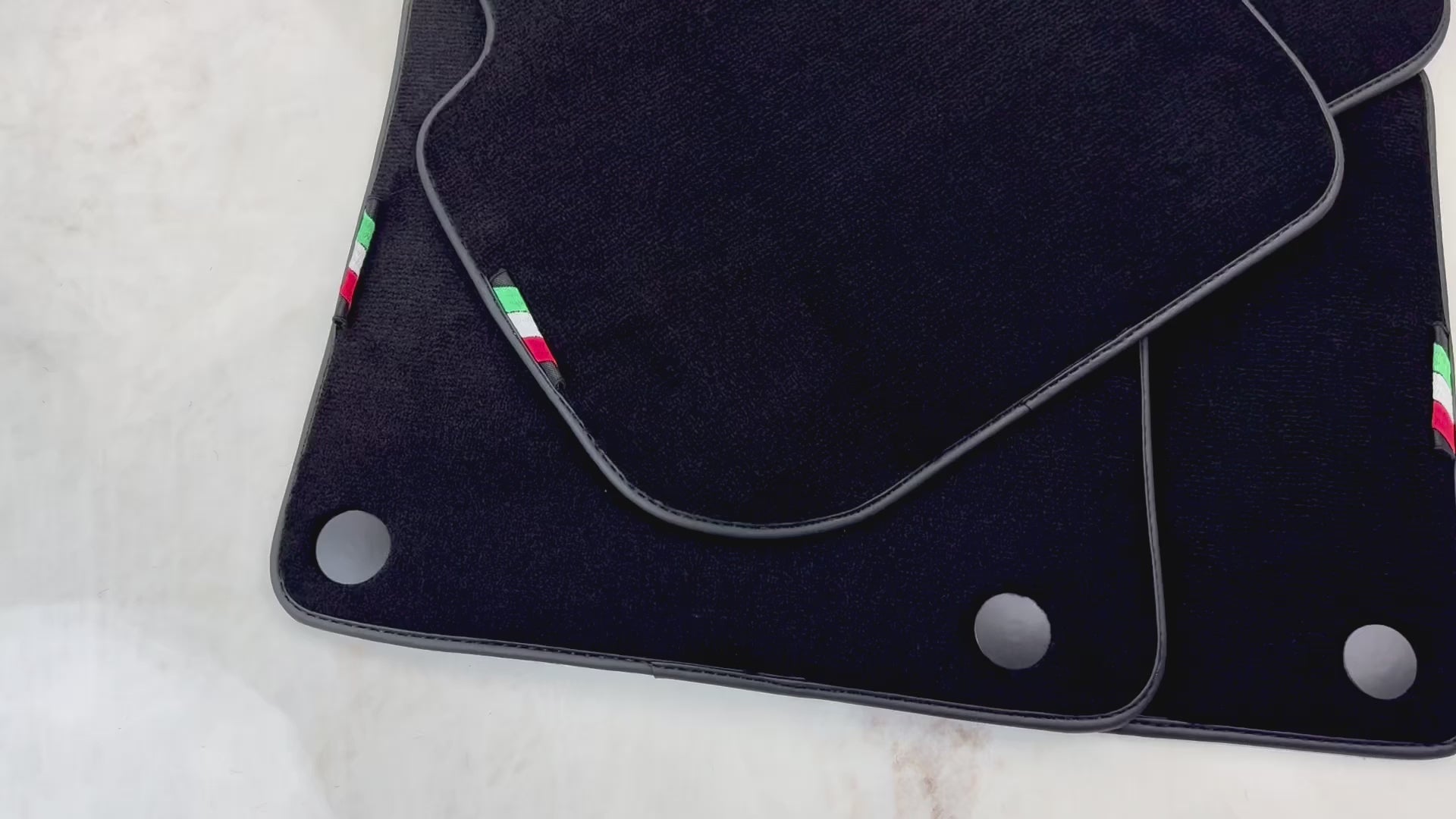 Tapis de voiture pour Ferrari 612 Scaglietti 2005-2011 Édition Italienne AutoWin - AutoWin