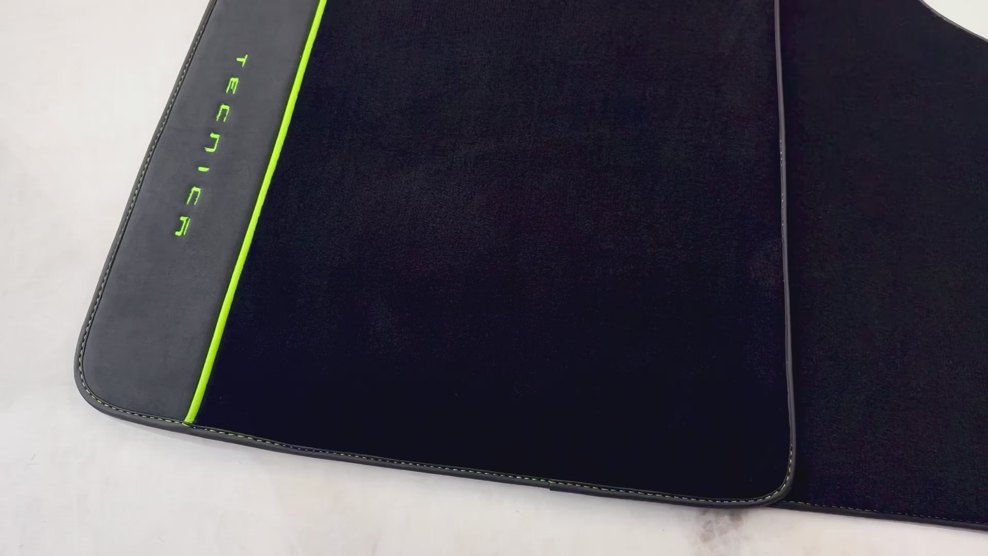 Tapis de voiture noirs pour Lamborghini Huracan Tecnica en cuir Alcantara | Édition Verte - AutoWin