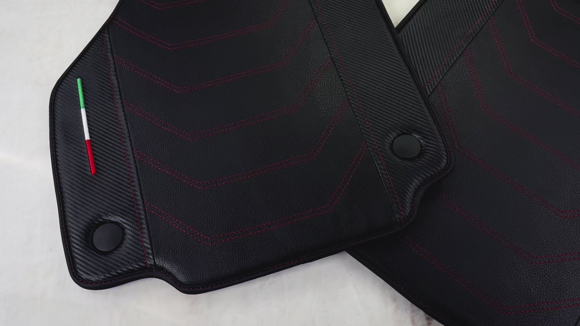 Leder-Fußmatten für Ferrari 458 Italia 2009–2015 mit Kohlefaser - AutoWin