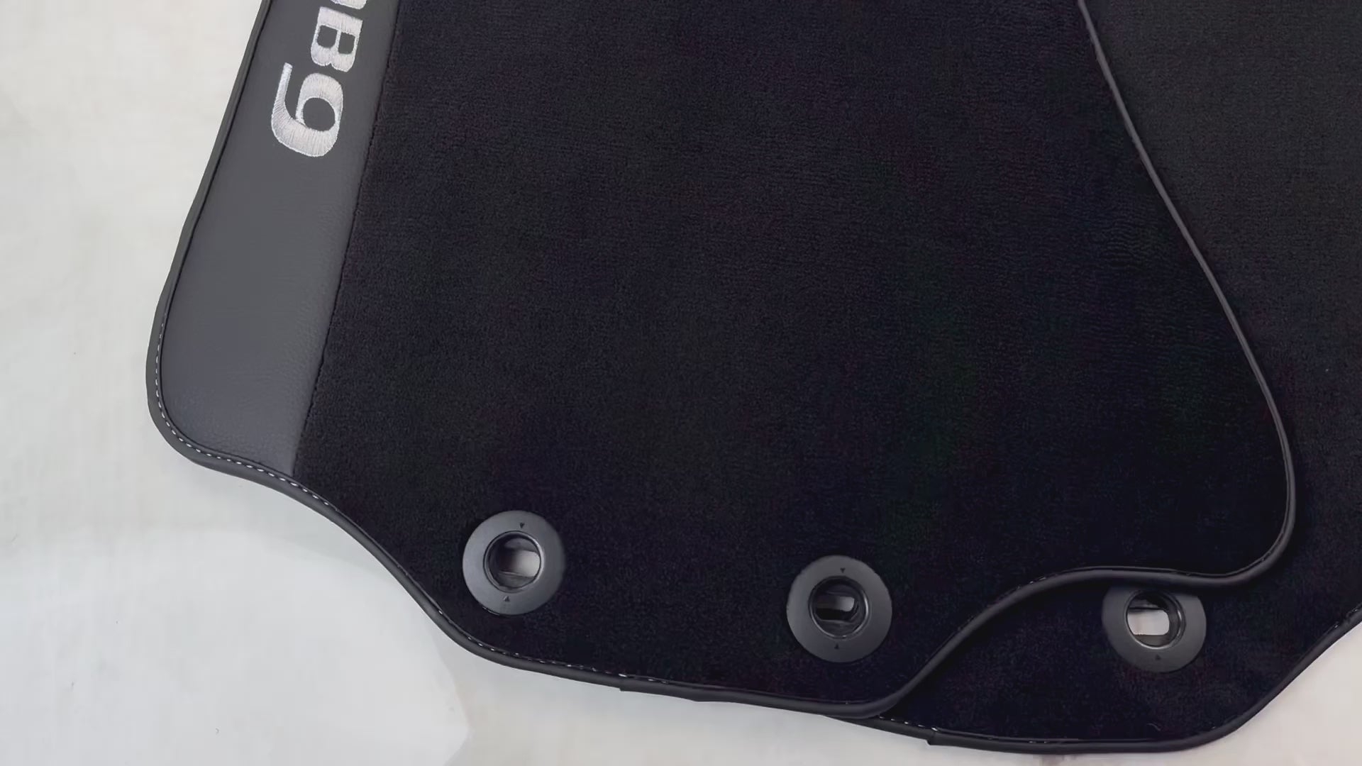 Tapis de voiture noir pour Aston Martin DB9 (2004-2016) avec cuir - AutoWin