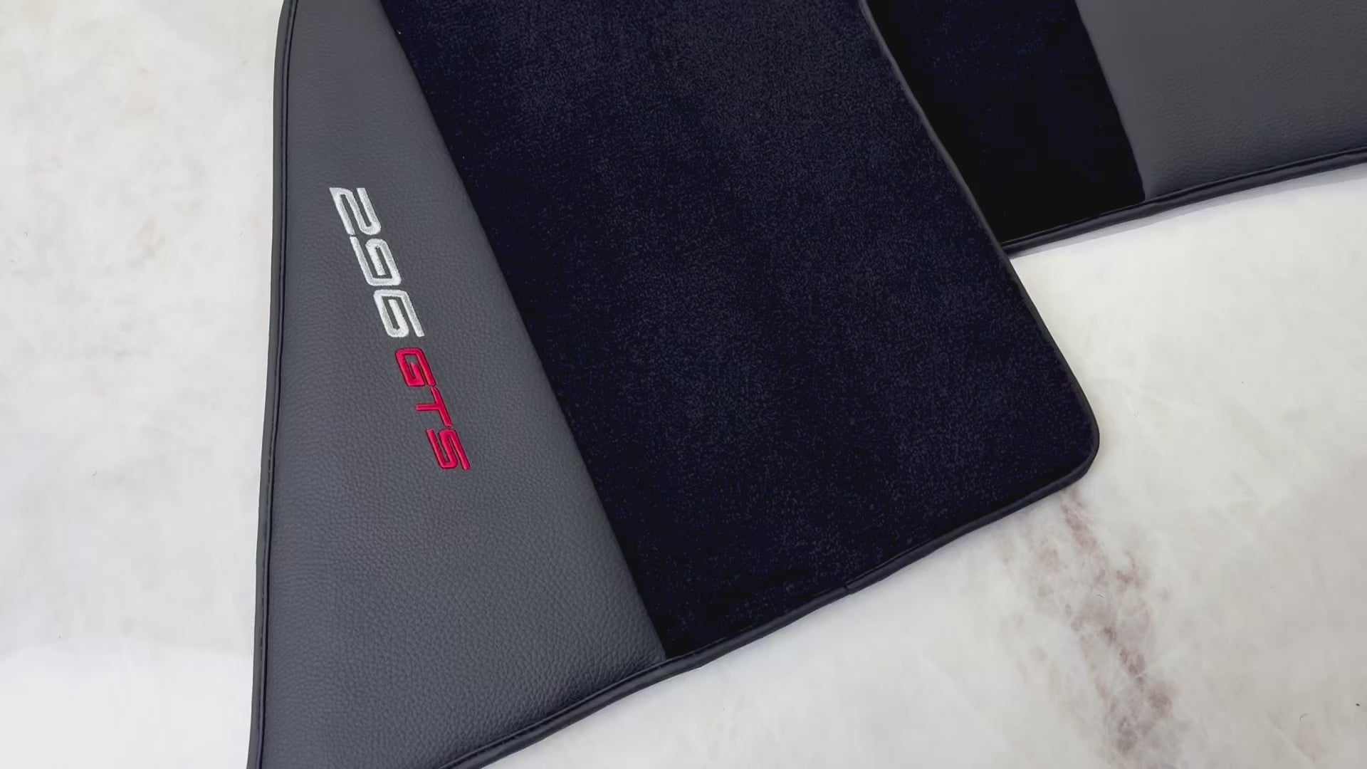 Tapis de voiture noirs pour Ferrari 296 GTS (2022-2025) en cuir - AutoWin