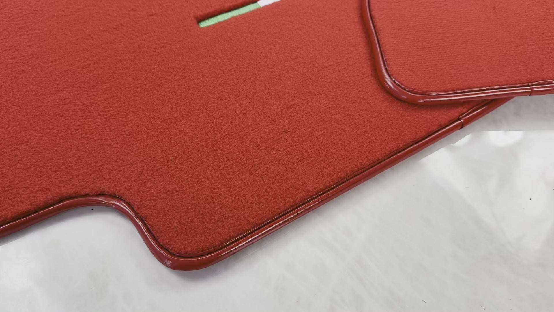 Tapis de voiture rouge pour Ferrari 512 TR 1992-1994 - AutoWin