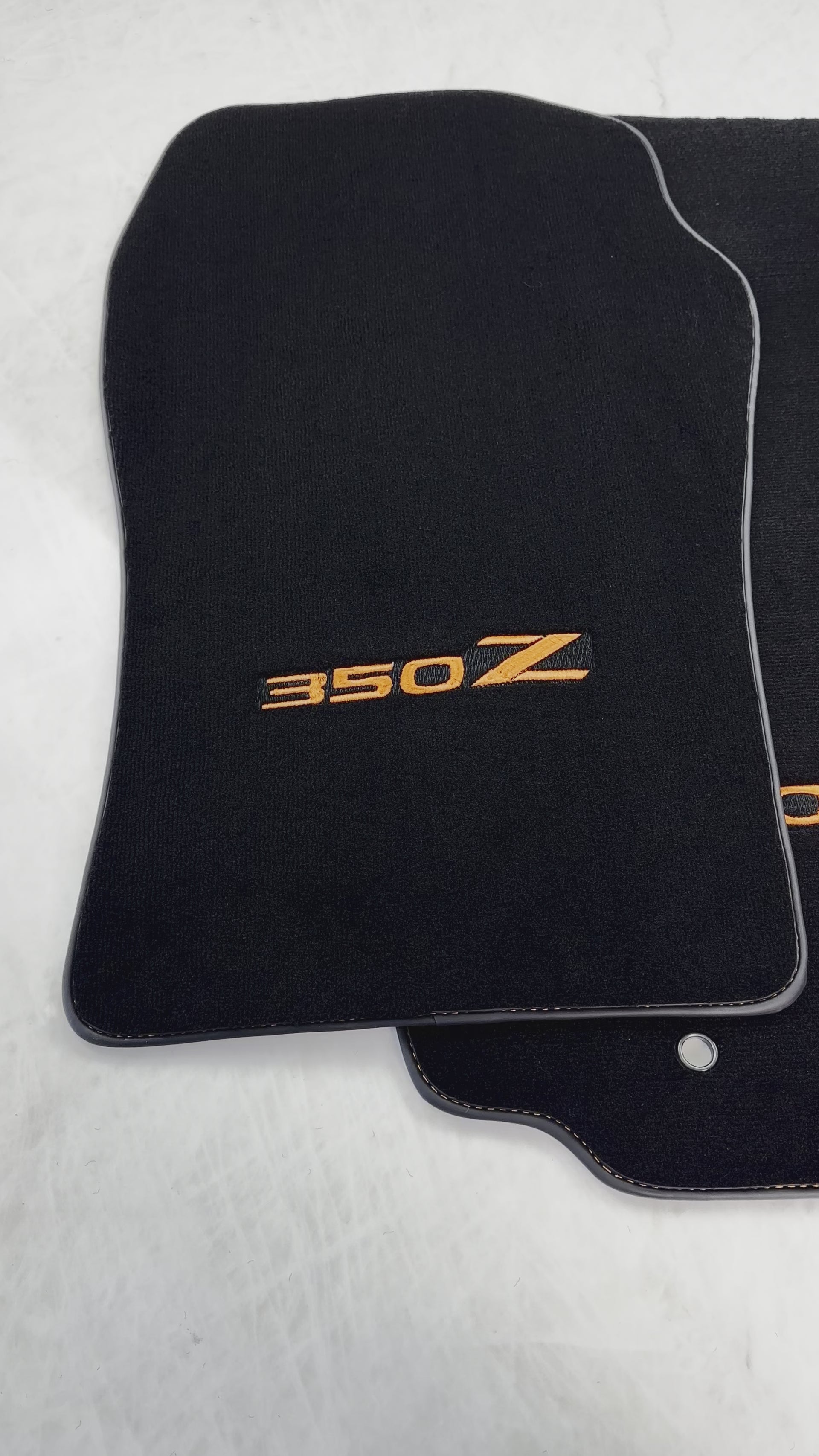 Tapis de voiture noirs pour Nissan 350Z (2003-2008) - AutoWin
