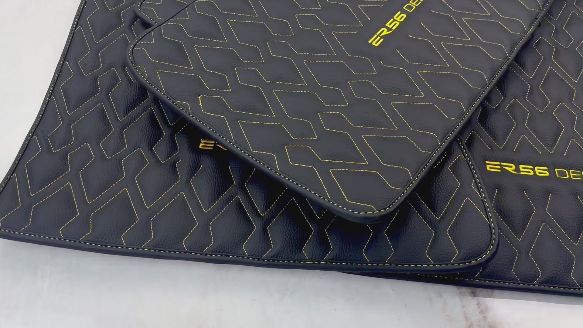 Grüne Leder-Fußmatten für Rolls-Royce Cullinan Rr31 2018–2023 ER56 Design - ER56 Design