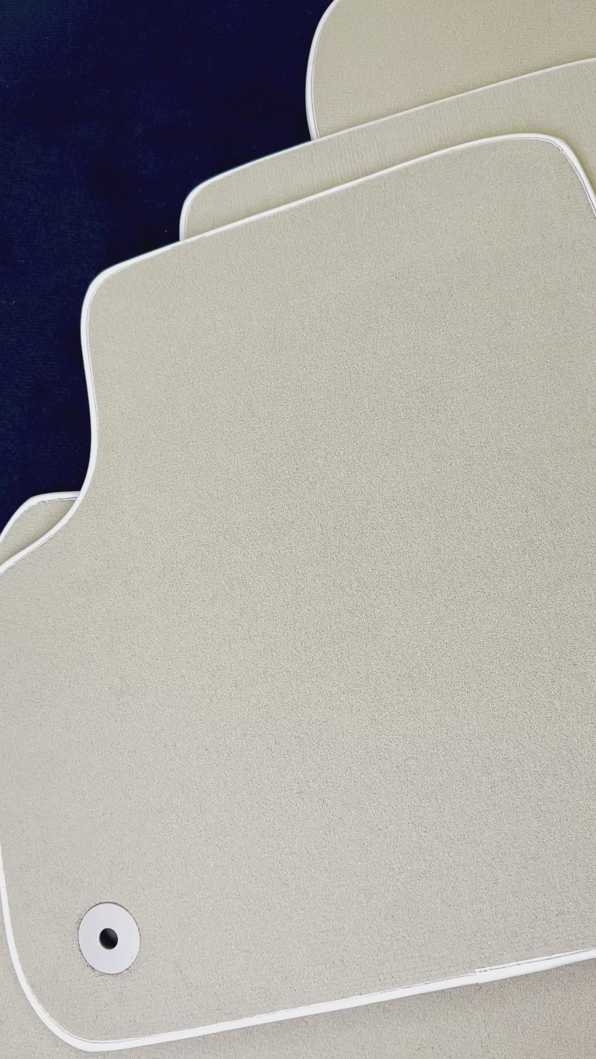 Tapis de voiture beige pour Bentley Bentayga (2015-2023) - AutoWin