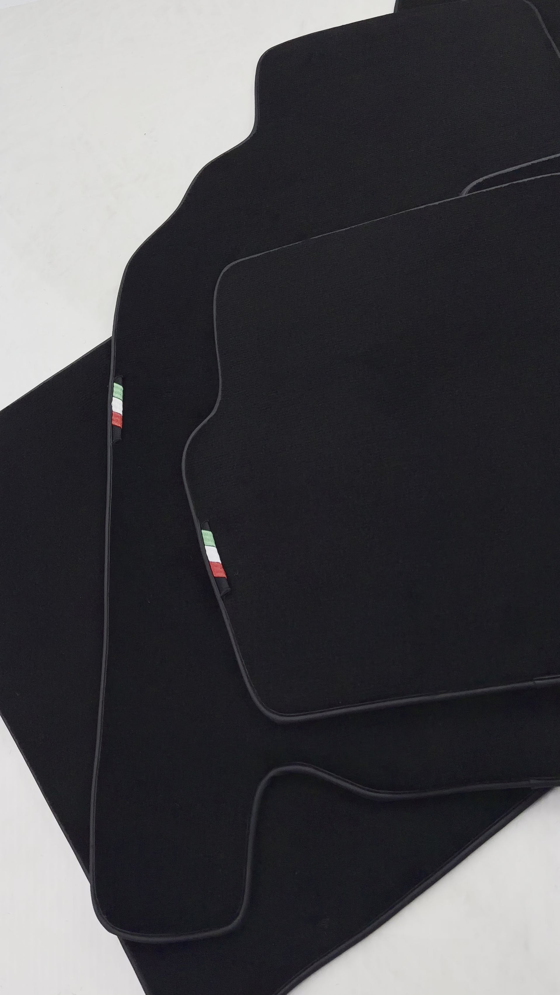 Ensemble de Tapis de Voiture Noir avec Tapis de Coffre Pour Ferrari 456 (1992-2003) Édition Italienne - AutoWin