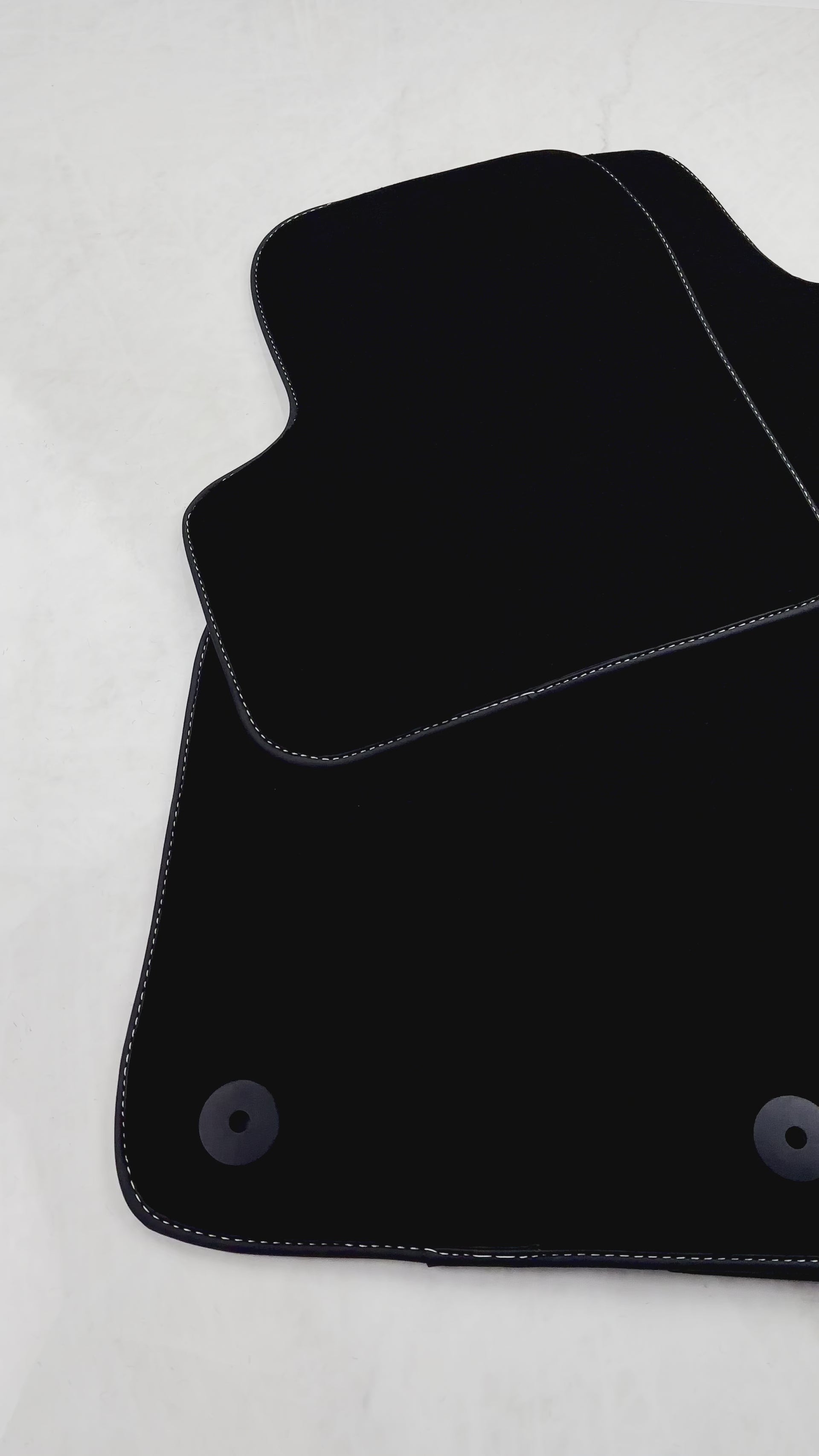 Black Floor Mats for Fiat 500 (2013-2015) | Black Trim - AutoWin