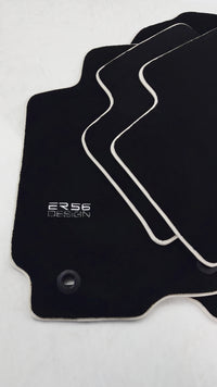 Schwarze Fußmatten für Toyota RAV4 (2013–2018), ER56-Design