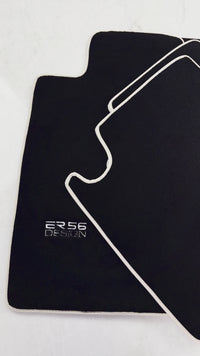 Tapis de voiture noir pour Toyota Land Cruiser 120 (2002-2009) bord beige | Design ER56