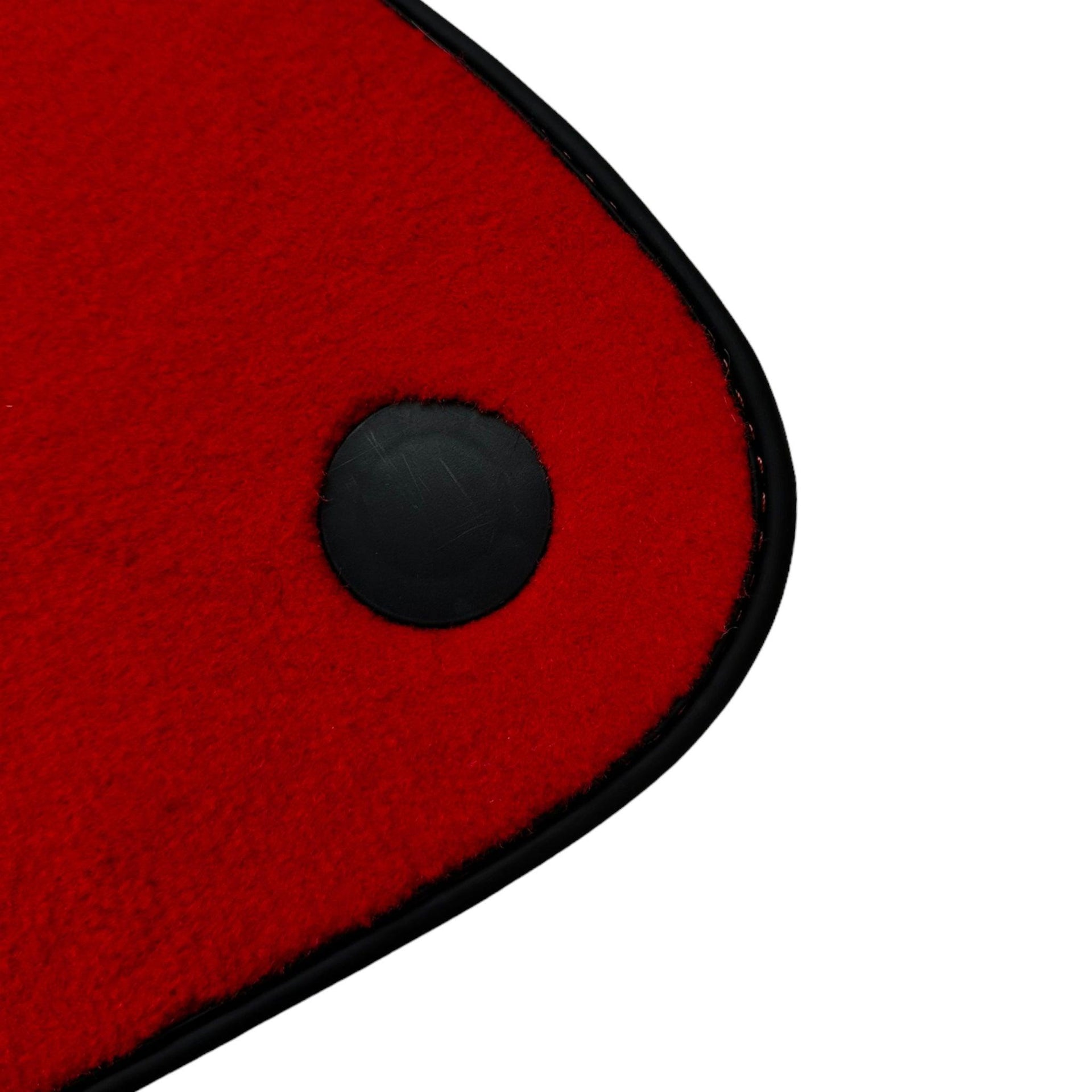 Red Floor Mats For Mercedes-Benz C-Class W204 (2007-2014) - AutoWin