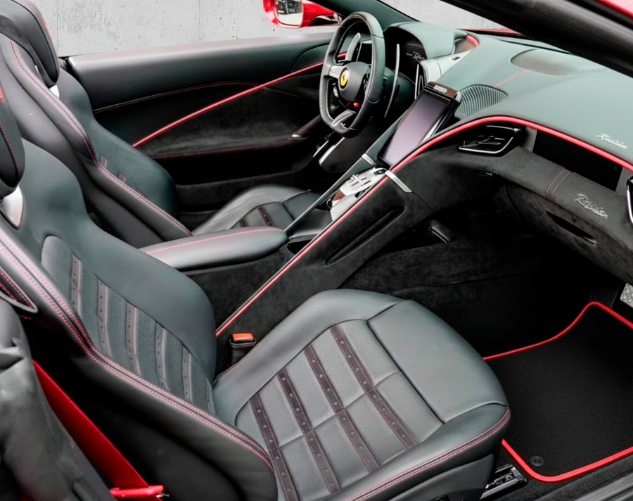 Tapis de voiture noirs pour Ferrari Roma (2021-2024) Édition