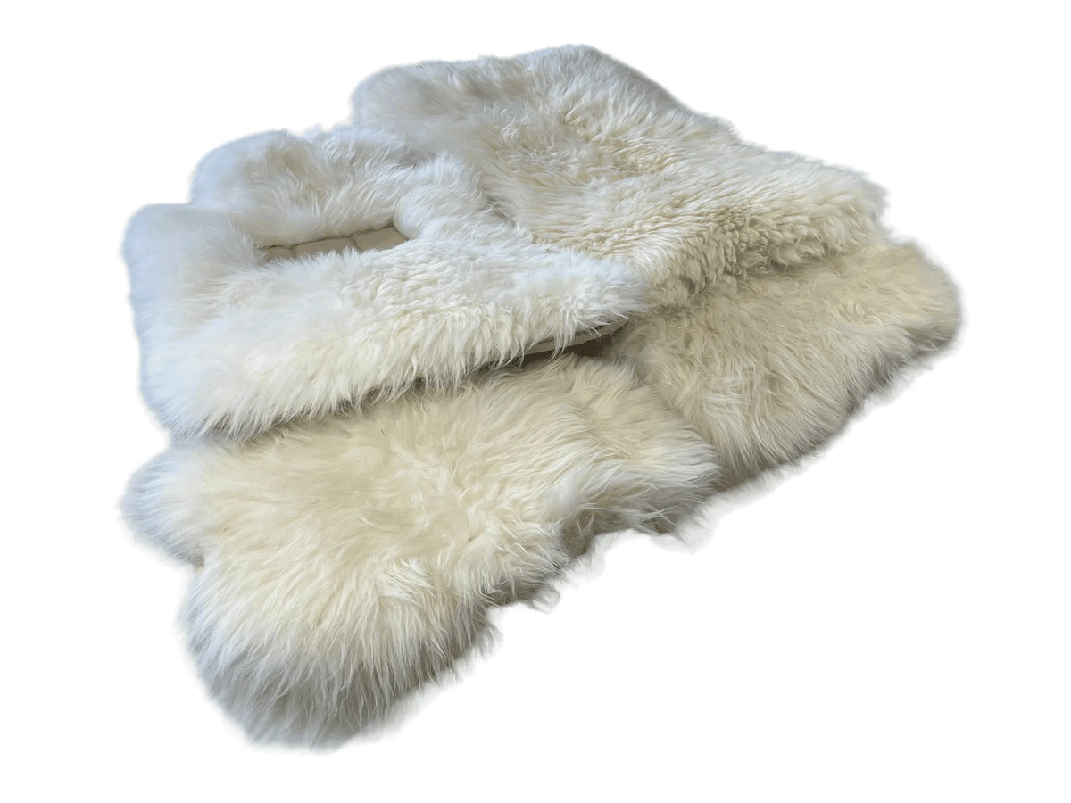 White Sheepskin Floor Mats For Rolls Royce Ghost Series II (2021-2024) ER56 Design Brand - AutoWin