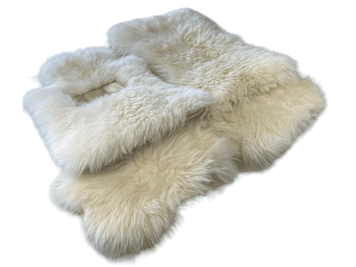 White Sheepskin Floor Mats For Rolls Royce Ghost Series II (2021-2024) ER56 Design Brand - AutoWin