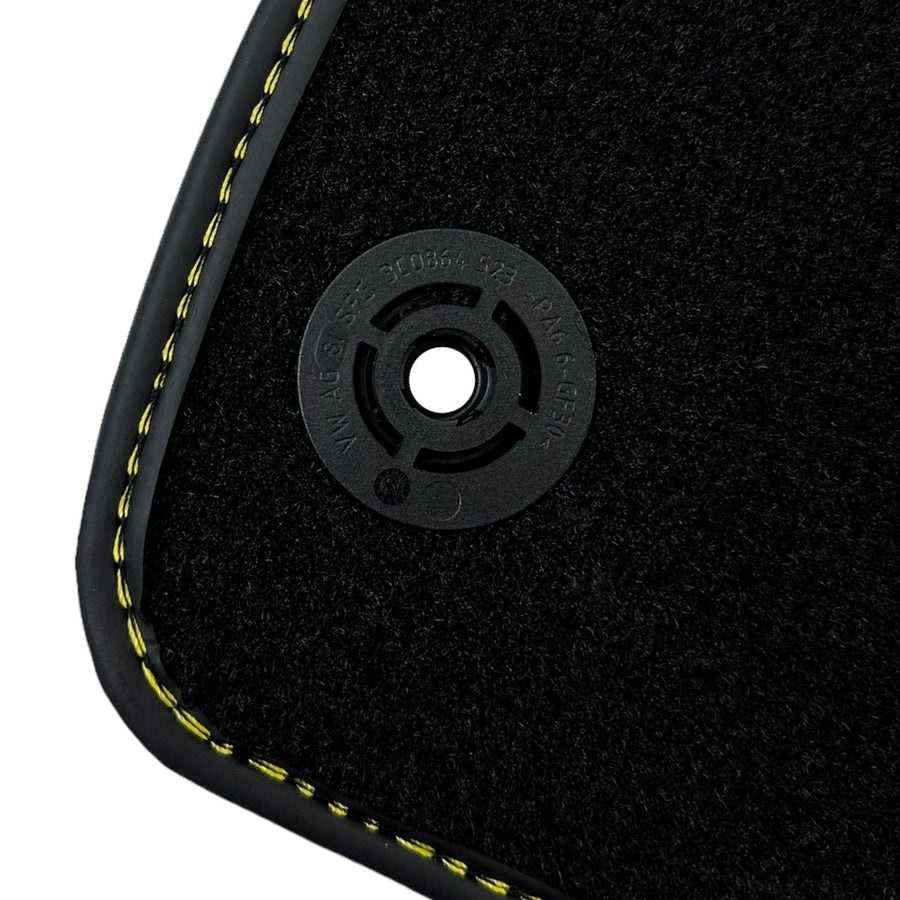 Black Floor Mats for Audi Q7 4L (2006-2015) | Fighter Jet Edition - AutoWin