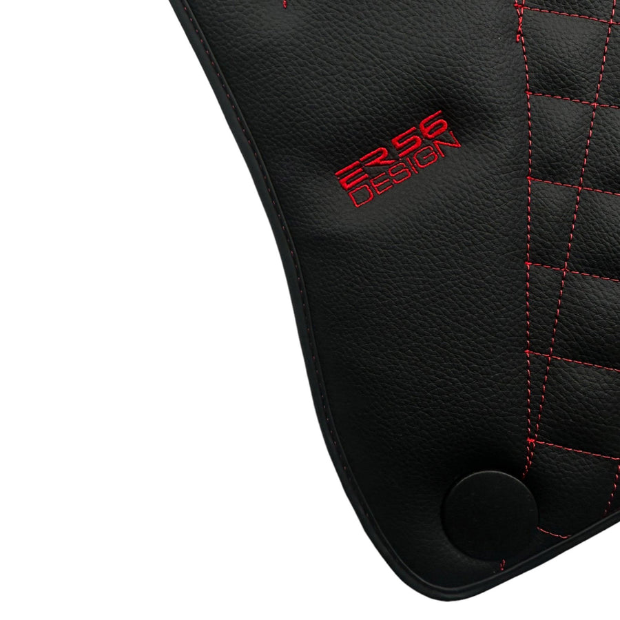 Black Leather Floor Mats For Mercedes Benz GLA-Class X156 (2013-2017) | ER56 Design - AutoWin