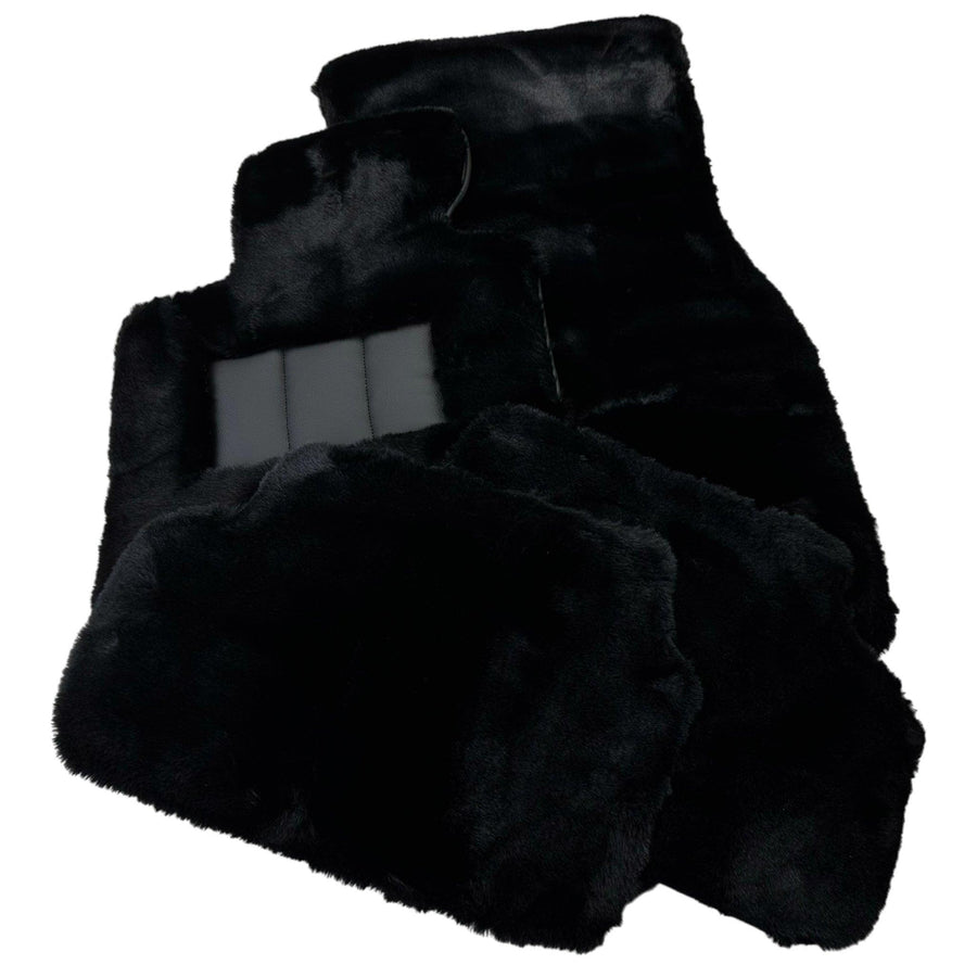 Black Sheepskin Floor Mats For BMW 3 Series G21 5-door Wagon - AutoWin