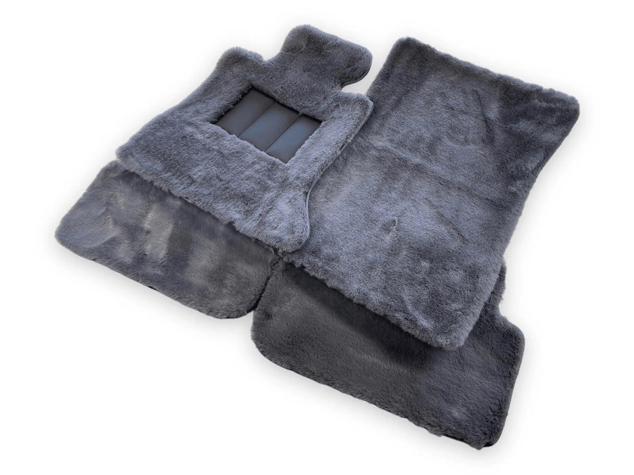 Dark Gray Sheepskin Floor Mats For Bentley Mulsanne (2010-2020) Design Brand - AutoWin